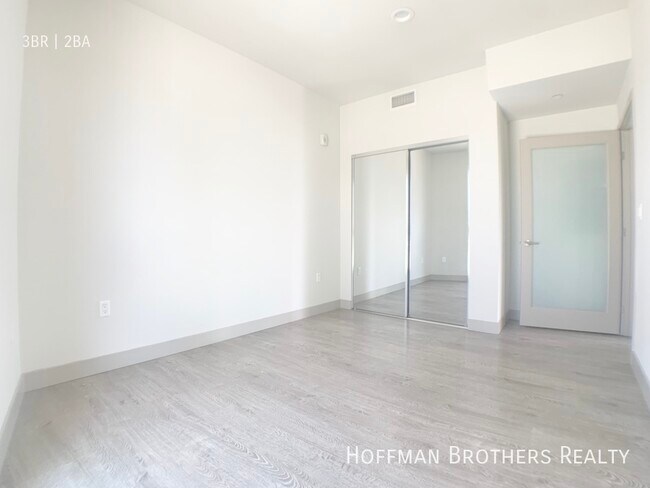 Foto del edificio - 3714 Kelton Ave