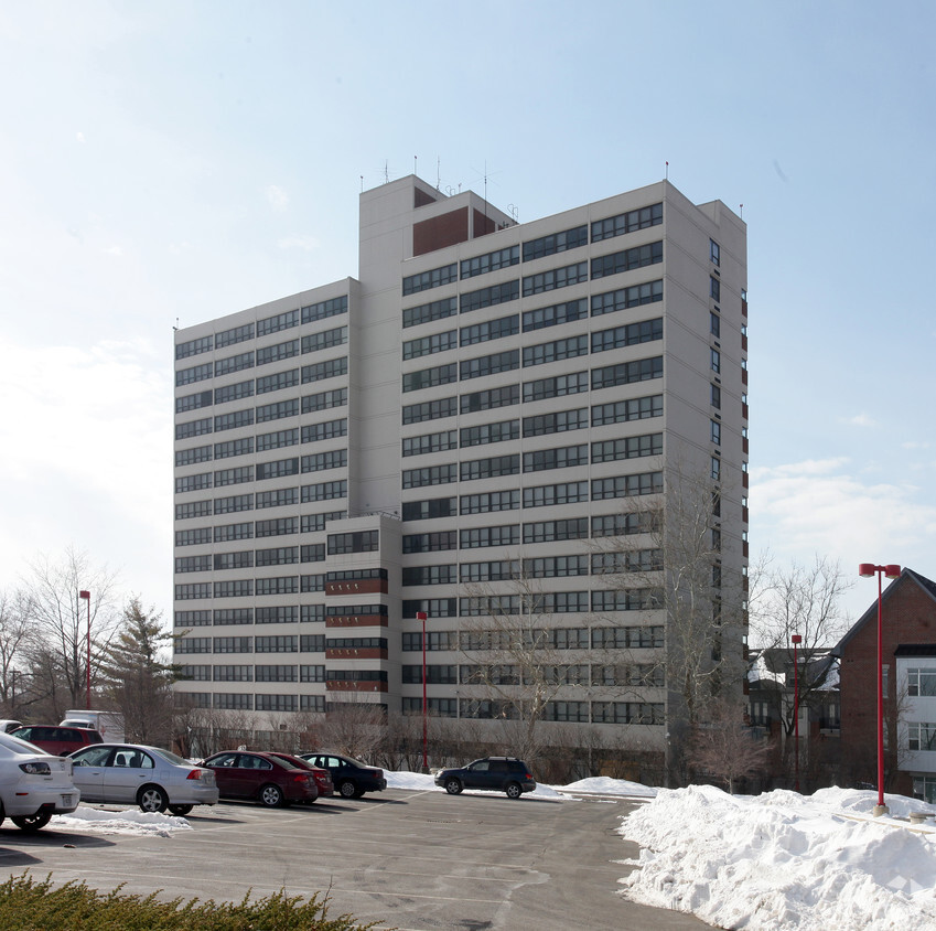 Building Photo - The Braxton at Lugar Tower