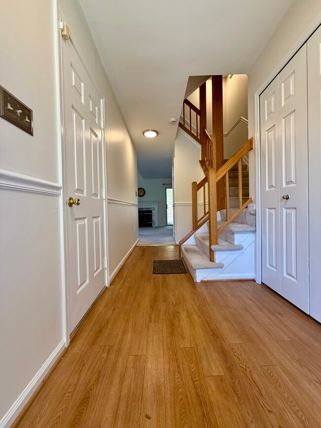 Foto del edificio - 9632 Hadleigh Ct