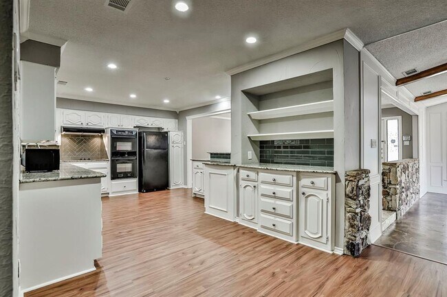 Building Photo - 2923 Country Pl Ct