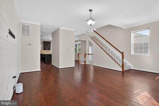 Foto del edificio - 7714 sentry Terrace