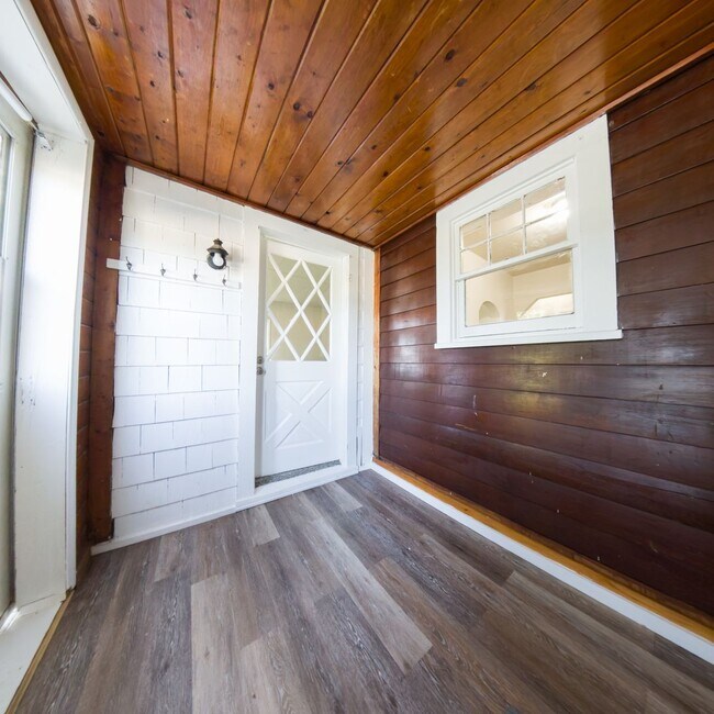 Foto del edificio - Cozy 2 Bedroom 1 Bath