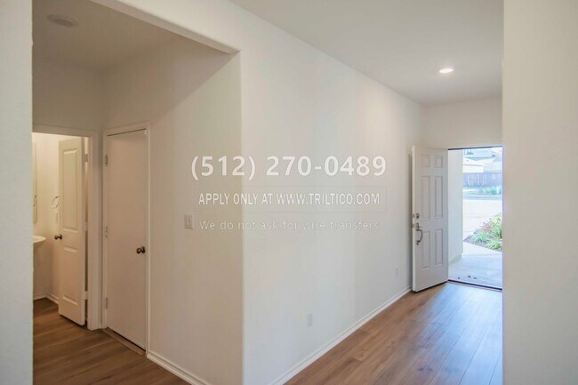 Building Photo - Leander Dream Home