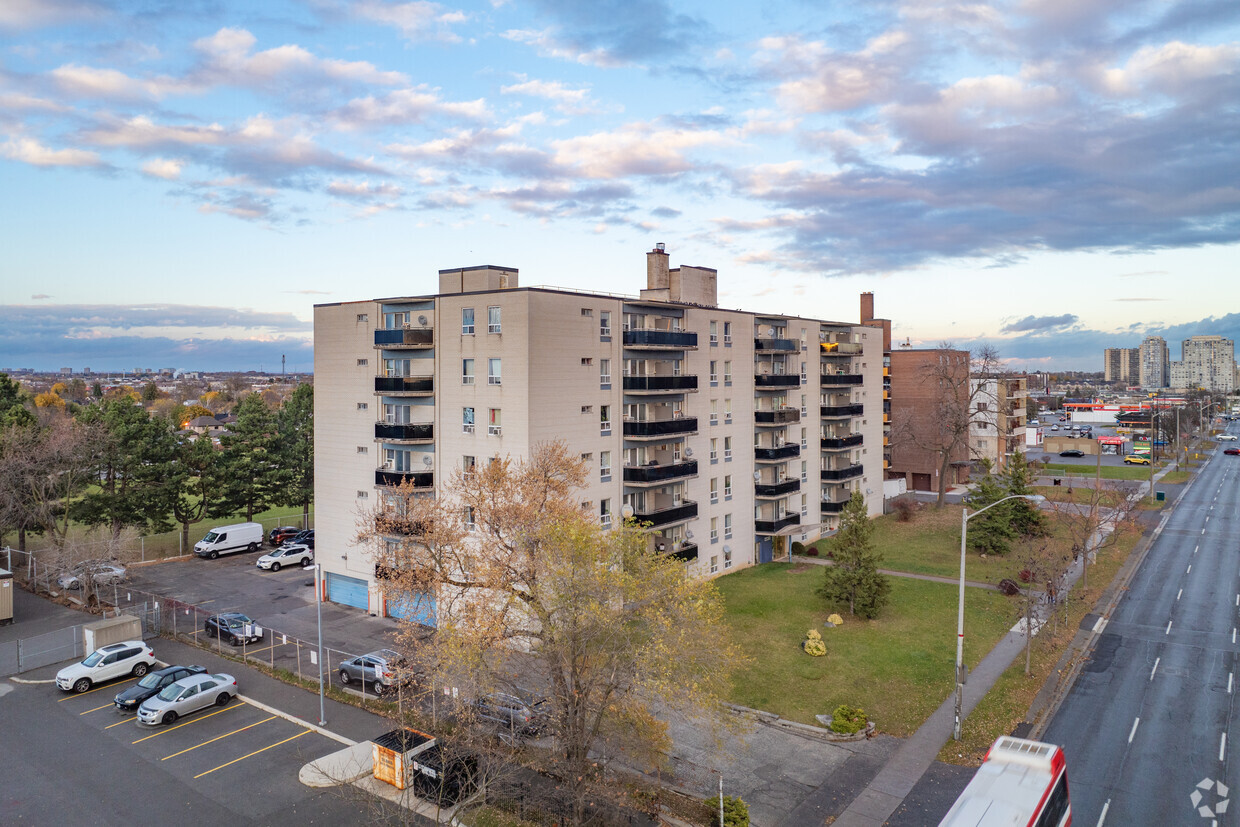 Primary Photo - Lawrence Place Apartments