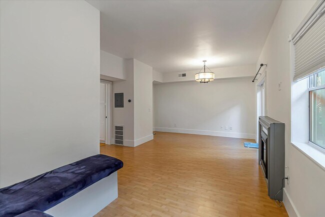 Foto del edificio - 1091 67th St