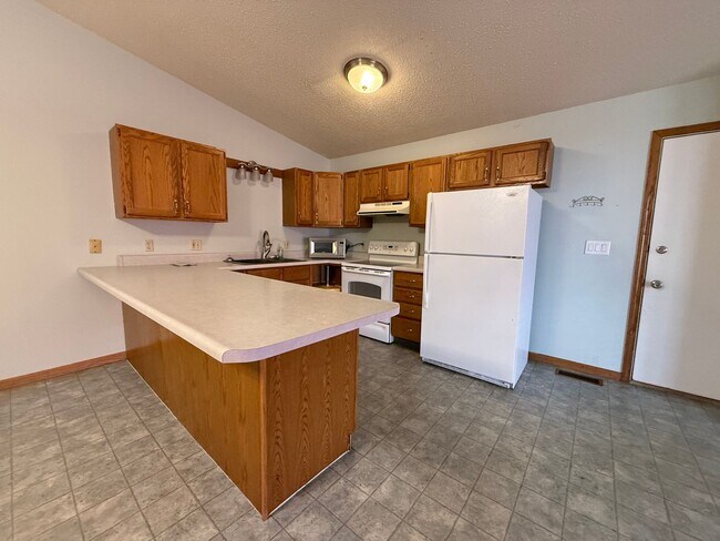Foto del edificio - Newly Listed Chatham 3 Bedroom 2 Bath