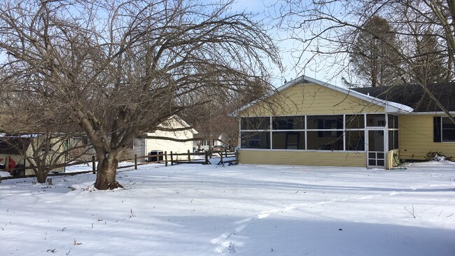 Building Photo - 109 Fairview Dr