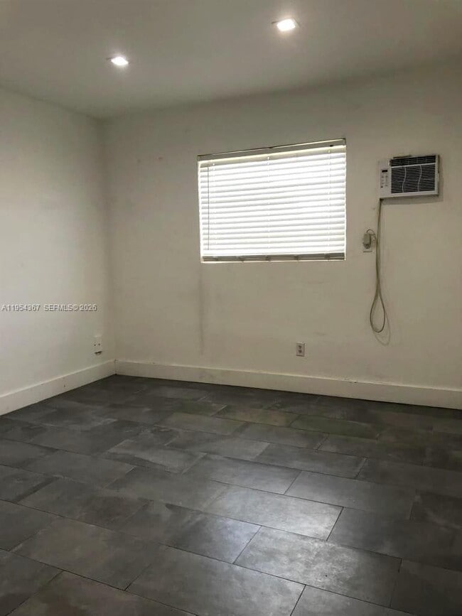 Foto del edificio - 17031 NE 21st Ave