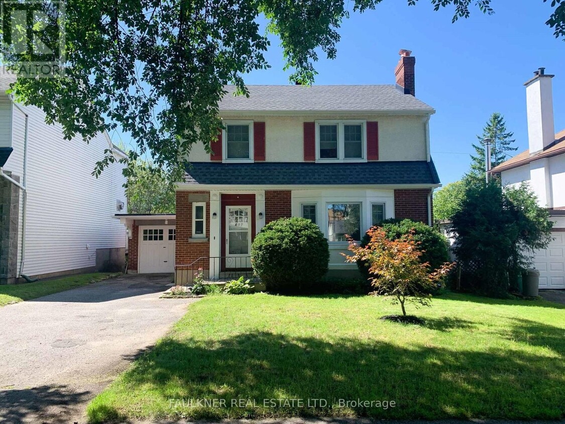 Primary Photo - 402 Island Park Dr