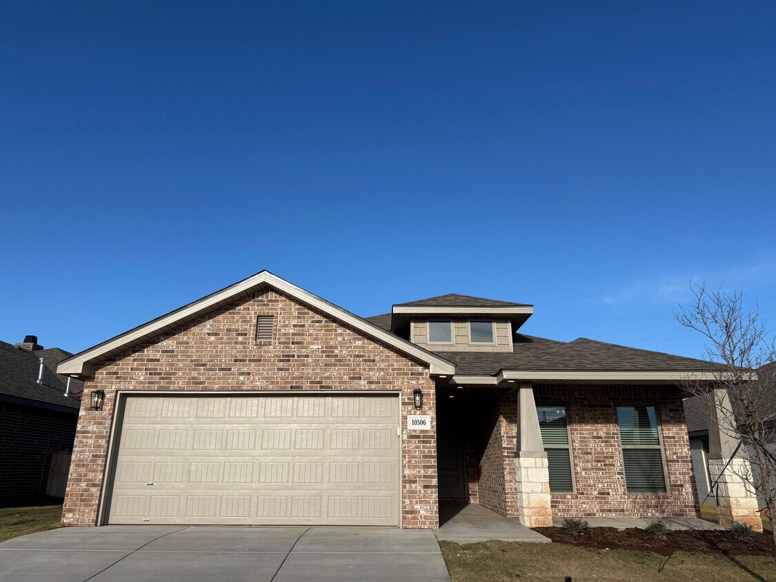 Foto principal - 10506 Beaufort Ave