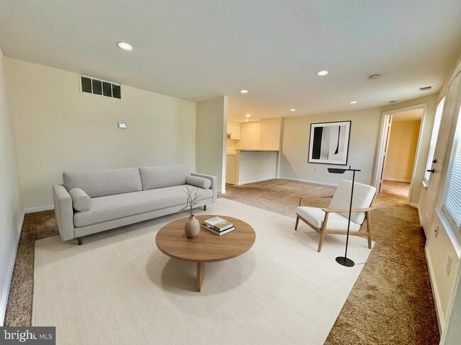 Foto del edificio - 4342 Pembrook Village Dr