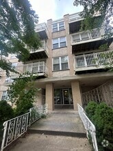 Building Photo - 2501 W Touhy Ave