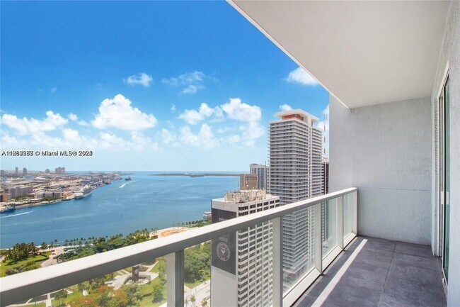 Foto del edificio - 253 NE 2nd St