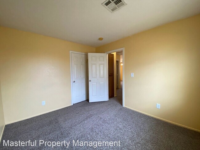 Building Photo - 4 br, 2.5 bath House - 2824 Swanson Ave
