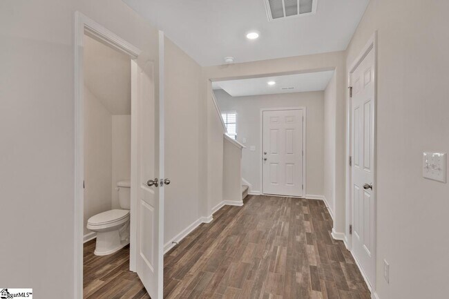 Building Photo - 4024 Reinfield Dr