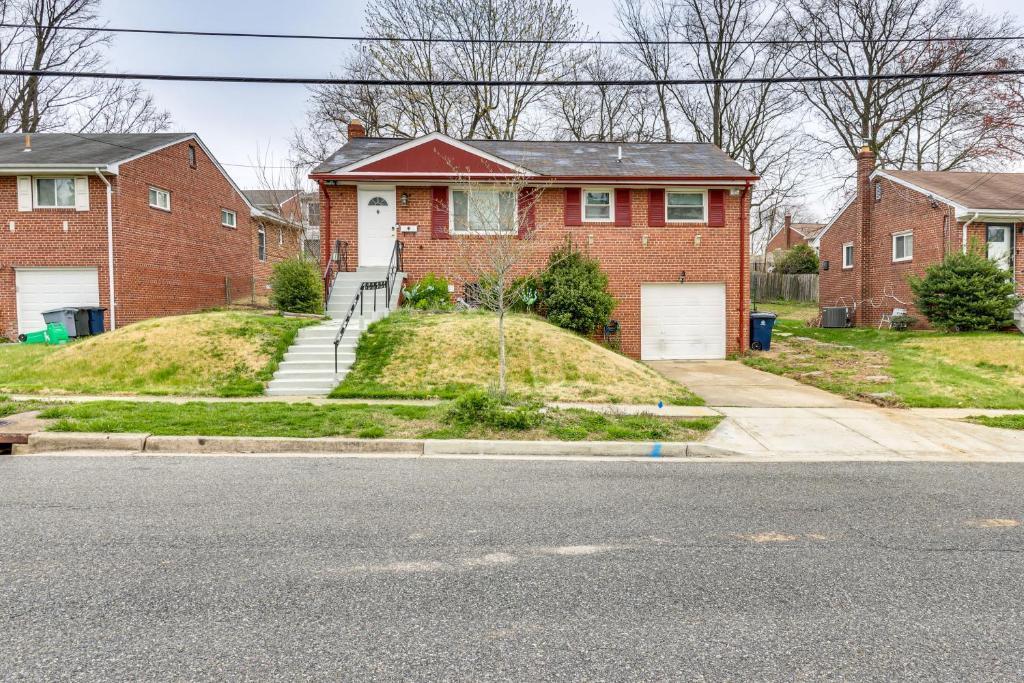 Photo - 4108 Lyons St