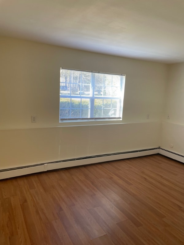 411 Great Rd Unit 22, Acton, MA 01720 Room for Rent in Acton, MA