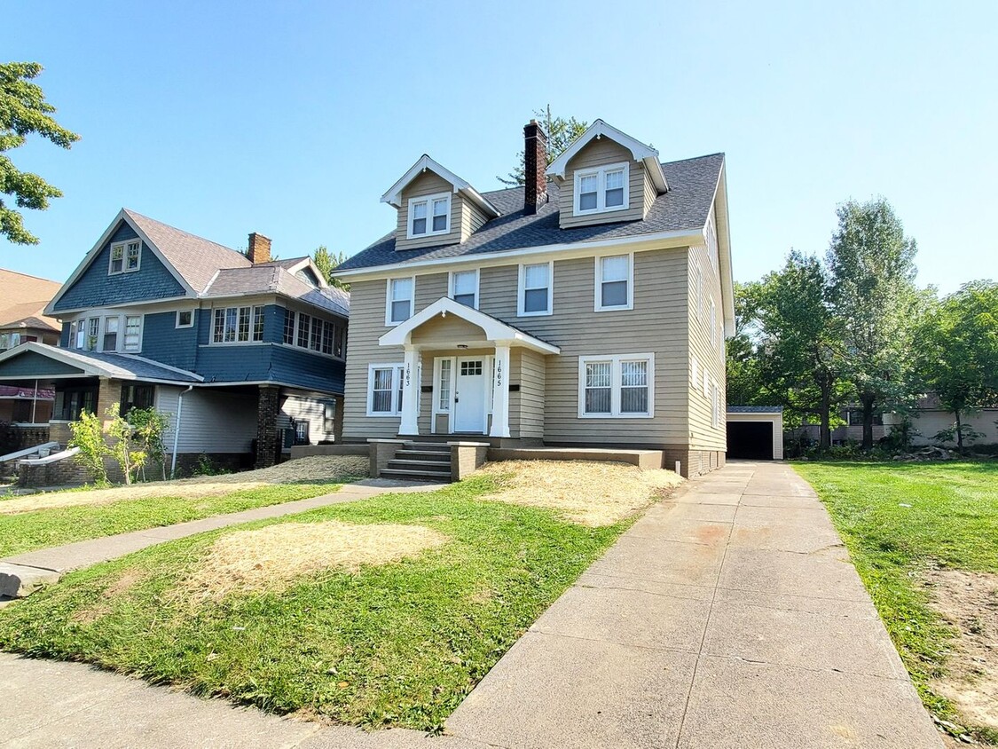 Primary Photo - 1663 Eddington Rd