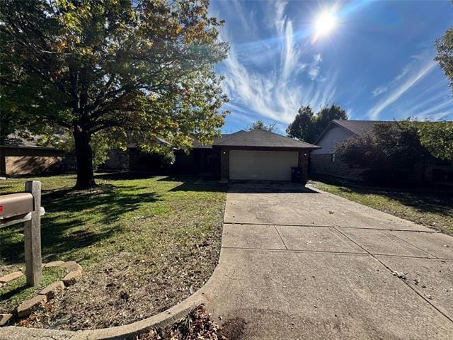 Foto principal - 706 Paintbrush Dr