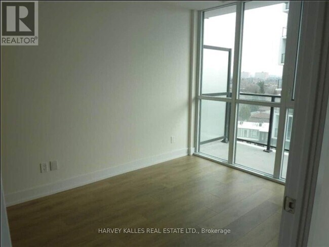 Building Photo - 128 Fairview Mall Dr