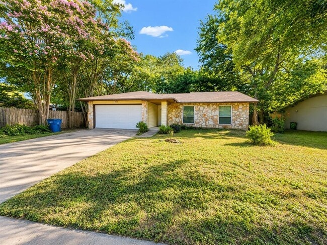 Building Photo - 5802 Brook Valley Dr