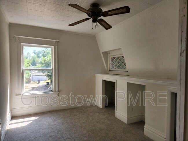 Building Photo - 1718 8th Ave
