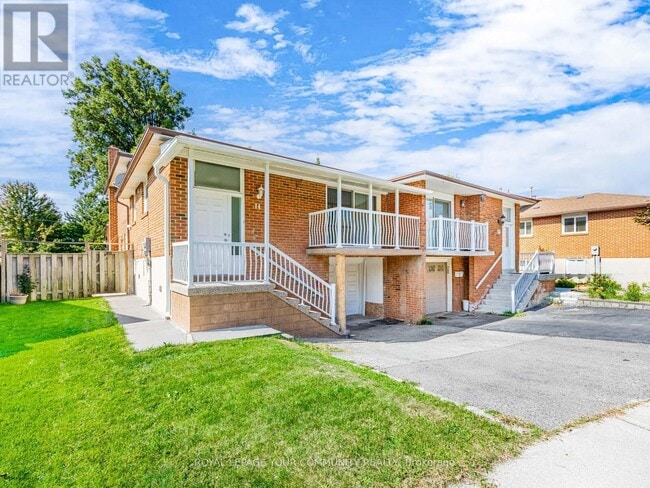 Building Photo - 14 Roseville Dr