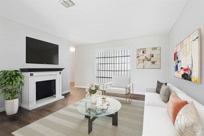 Building Photo - 5422 Styling Dr