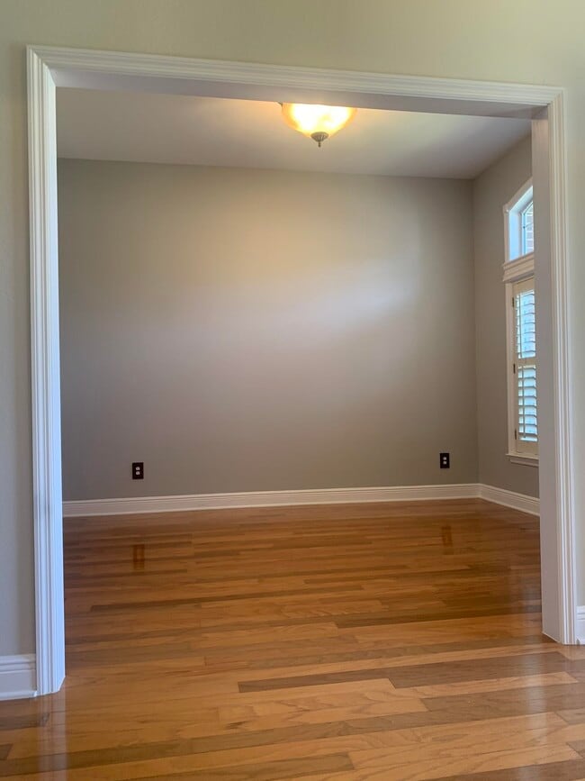 Building Photo - 4716 Plantation View Dr