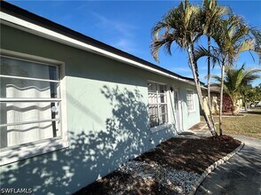 Building Photo - 1428 SE 20th Ave