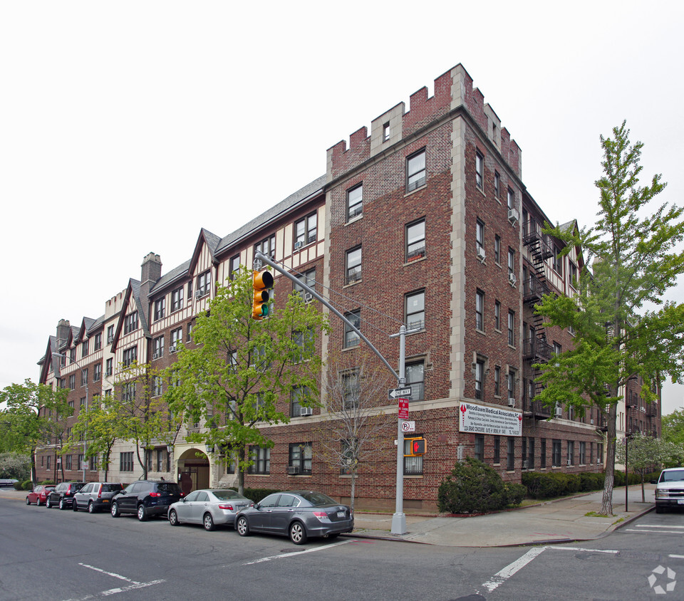 Foto principal - 3224 Grand Concourse