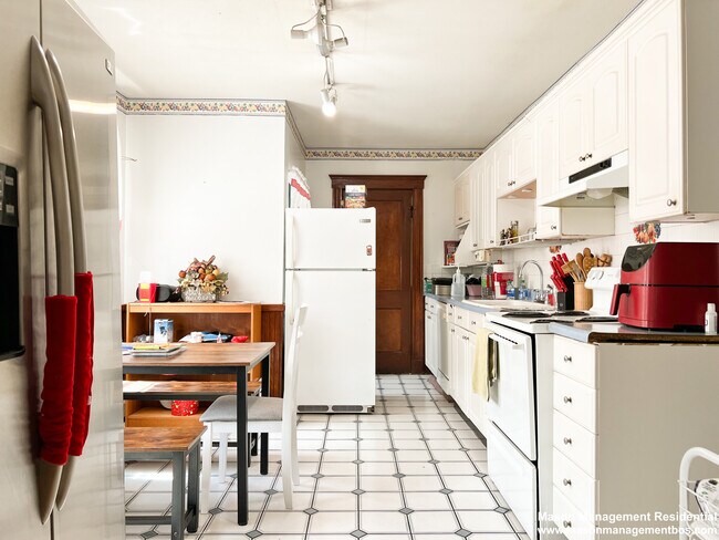 Foto del edificio - 4379 Washington St