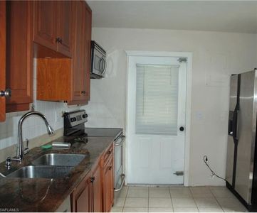 Building Photo - 1072 N Alhambra Cir