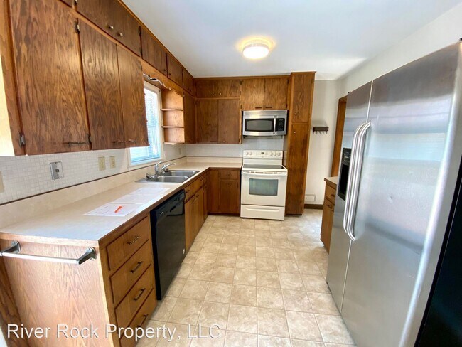 Building Photo - 3 br, 2 bath House - 1618 6th Street South