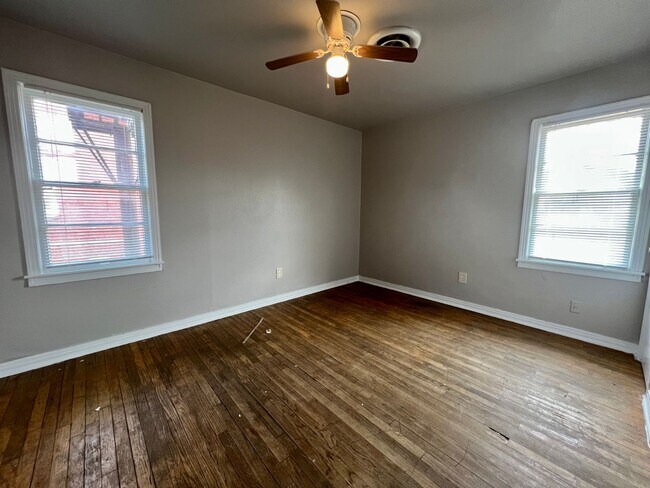 Foto del edificio - Great 2 Bedroom in Arnett Benson Area