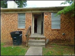 Building Photo - 603 Brierly Dr