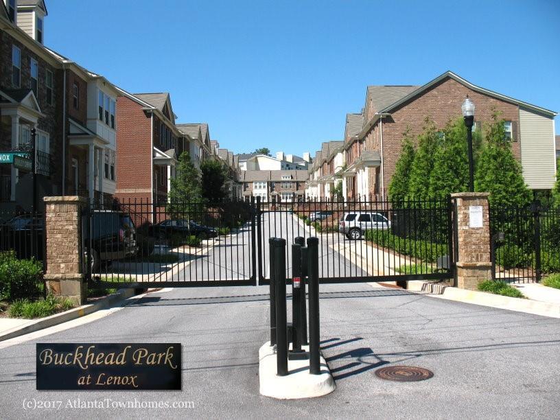 Primary Photo - 2550 Sibley Dr