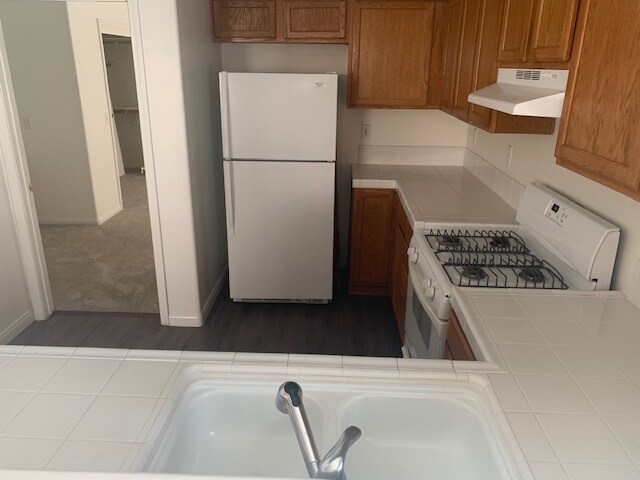 Building Photo - 710 Orchid Dr