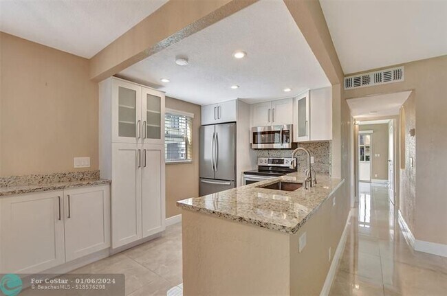 Building Photo - 116 Saxony Ln