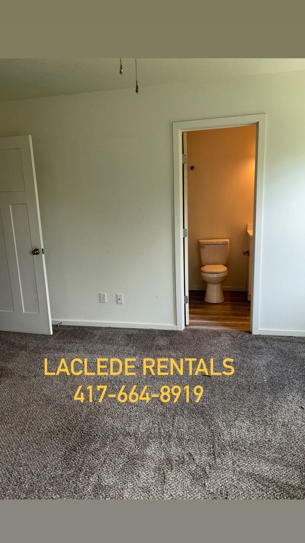 Foto del edificio - 3 BEDROOM 2.5 BATHROOM TOWNHOUSE FOR RENT