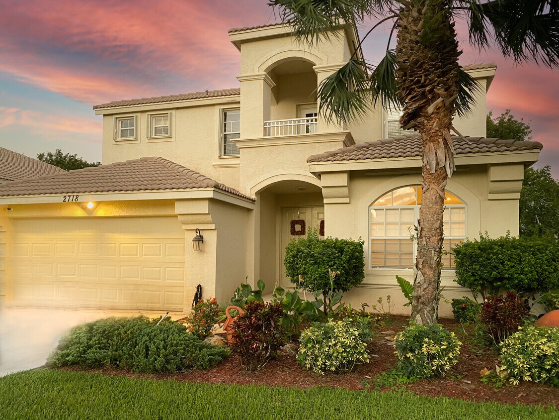 Foto principal - 2718 Misty Oaks Cir