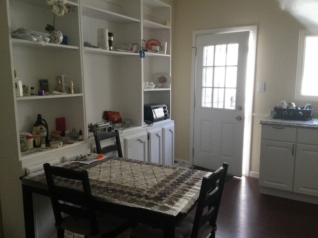 Foto del edificio - 20957 Community St