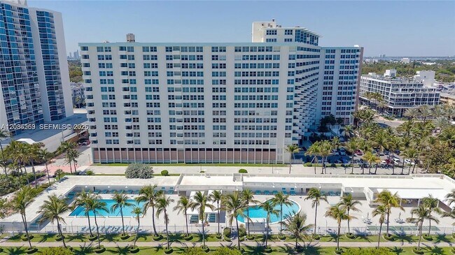 Photo - 2899 Collins Ave Unit 1508 Apartment