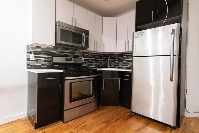 Building Photo - 1250 Bushwick Ave