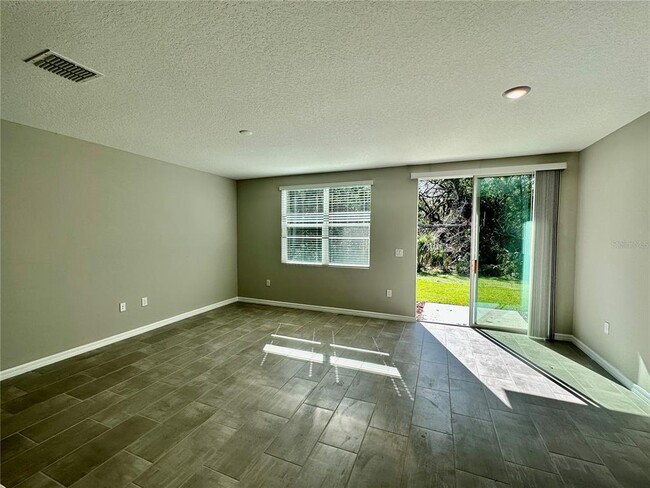 Foto del edificio - 5909 SAILOR COAST Way