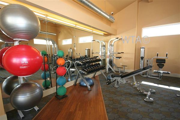 Building Photo - 701 N Vista Ridge Blvd