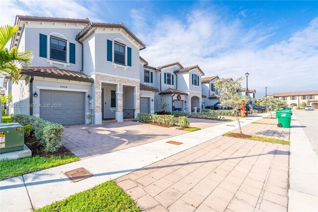 Building Photo - 25128 SW 113th Pl