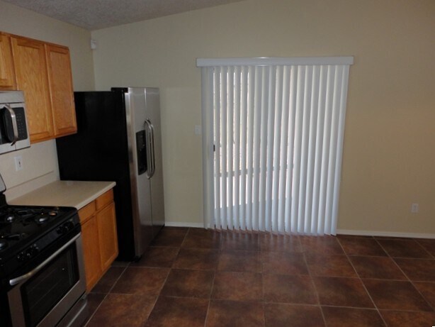 Foto del edificio - 5363 Fossil Ridge Pl NW
