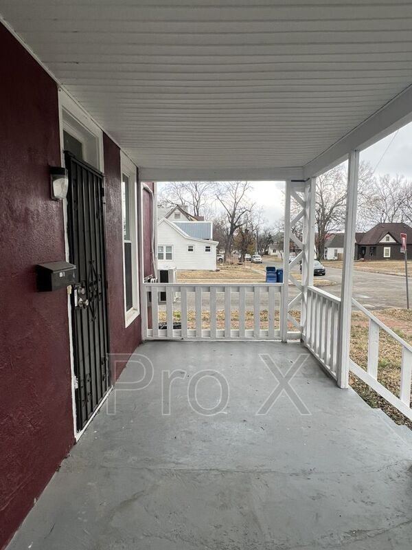 Foto del edificio - 902 S Moffet Ave