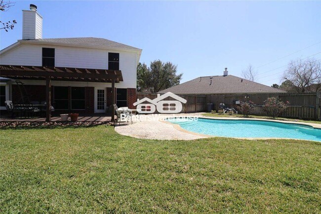 Foto del edificio - 24422 Travis House Ln